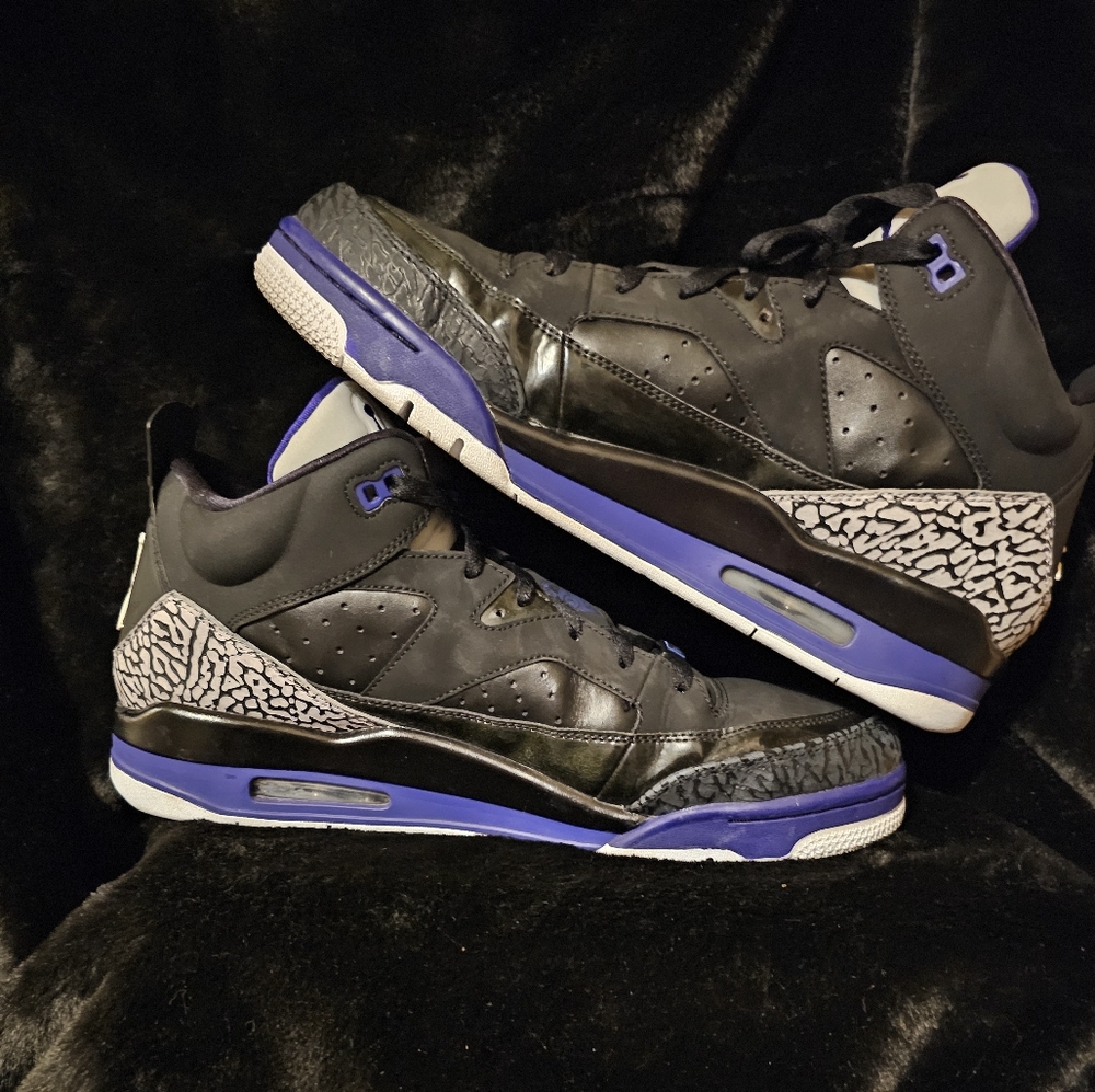 Size 12- 233. Jordan son of mars black grape